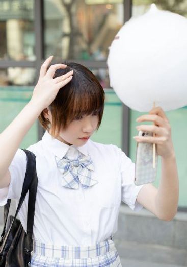 年轻的嫂子手机免费观看