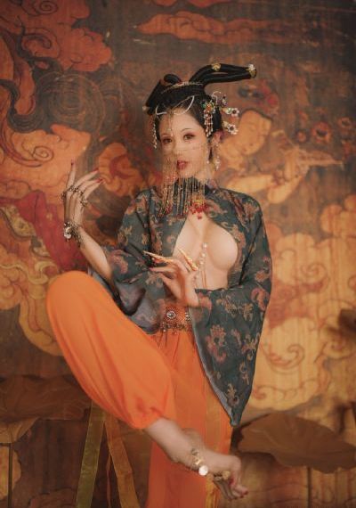 百合潮湿的欲望